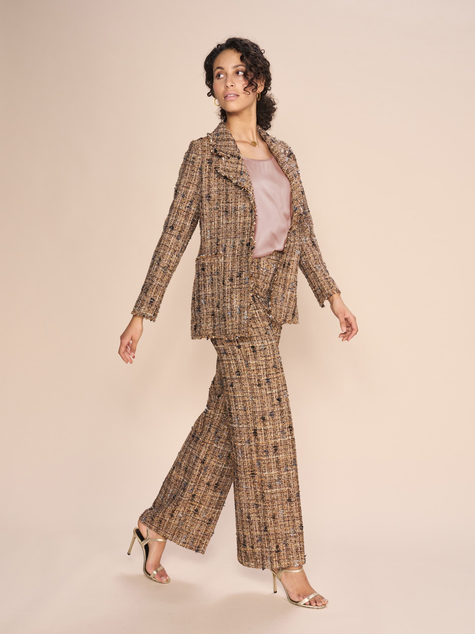 Modelshot / Quiet Harbor / Detail